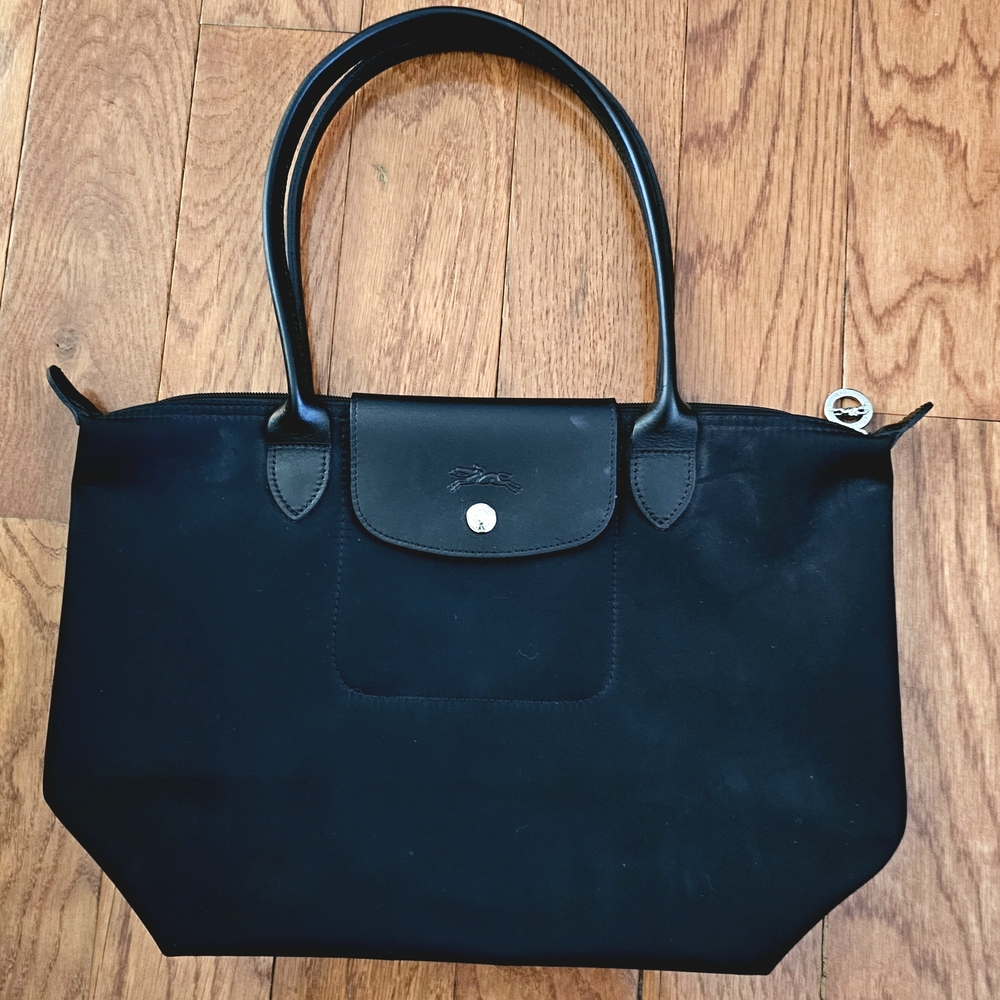 Classic Black Shoulder Purse